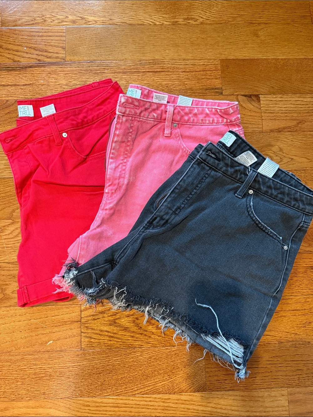Time and Tru Size 16 Shorts Bundle β Black, Pink & Red (3-Pack)